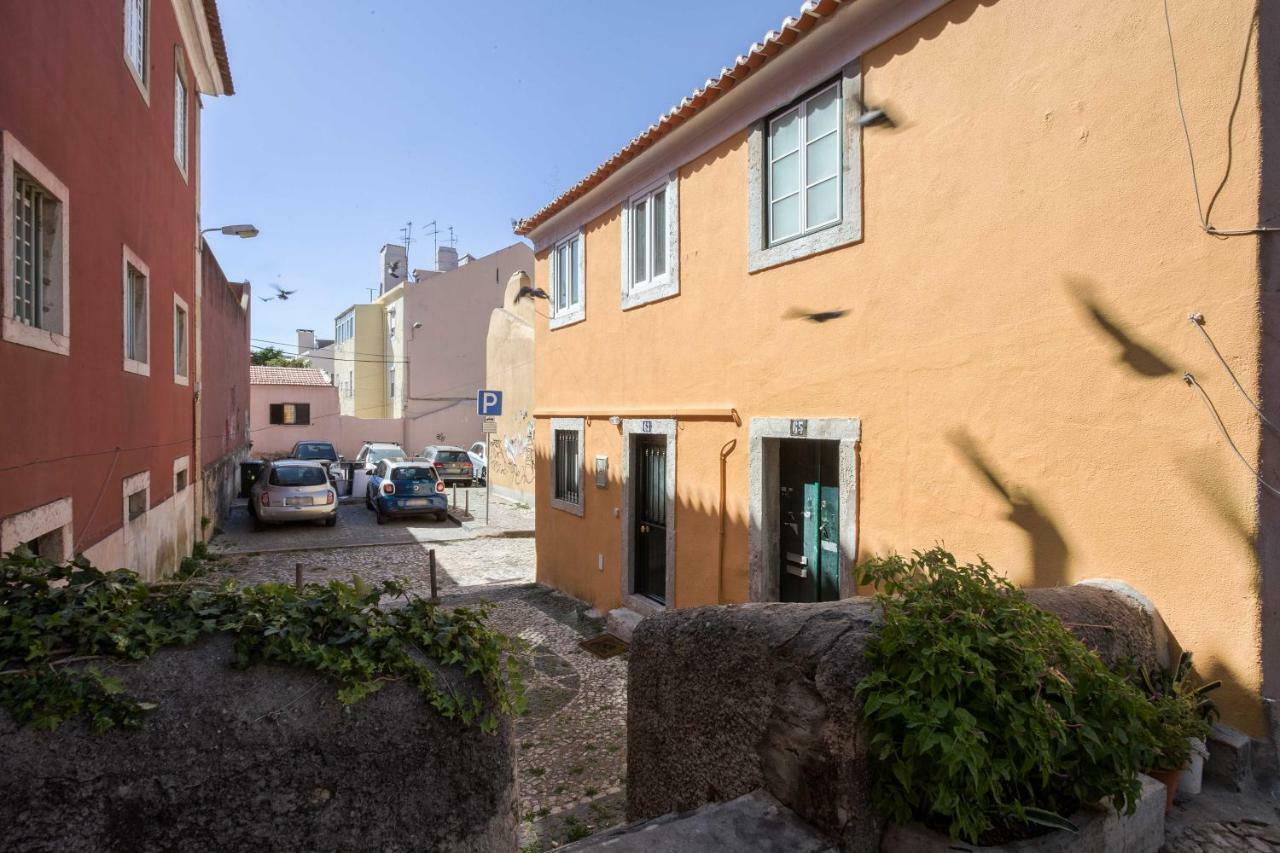 Typical And Brand New T.M. Flat Apartment Lisbon Bagian luar foto